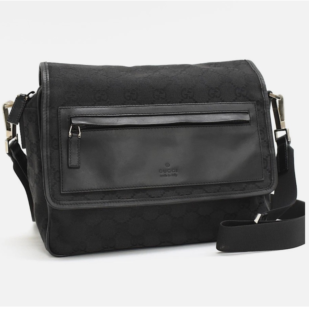 GUCCI GG Black Canvas Shoulder Bag or Crossbody Bag Black Canvas T00R - Picture 1 of 14